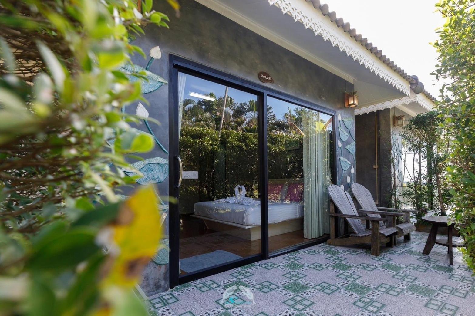 Suanya Kohkood Resort And Spa Ko Kut Экстерьер фото