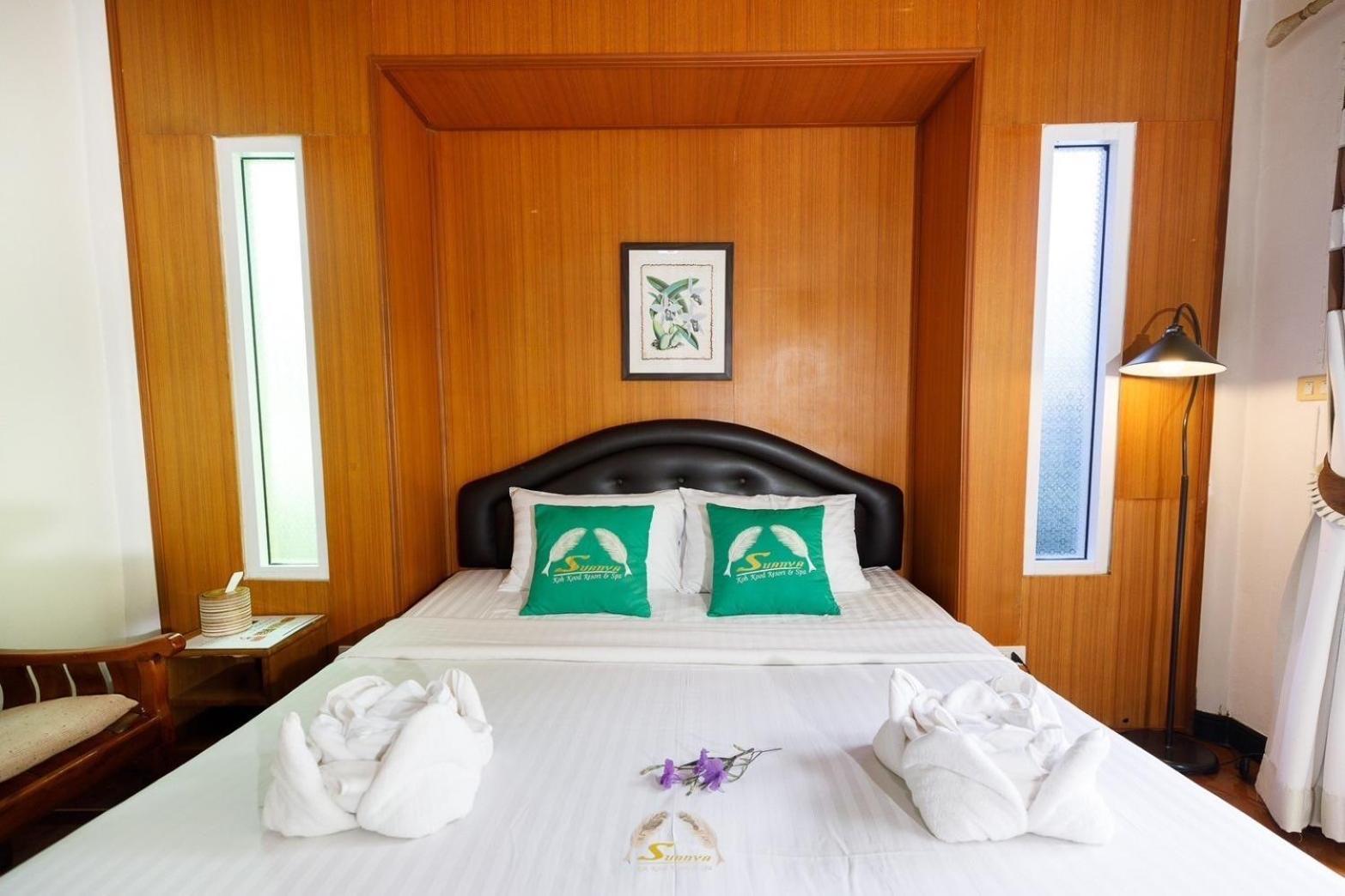 Suanya Kohkood Resort And Spa Ko Kut Экстерьер фото